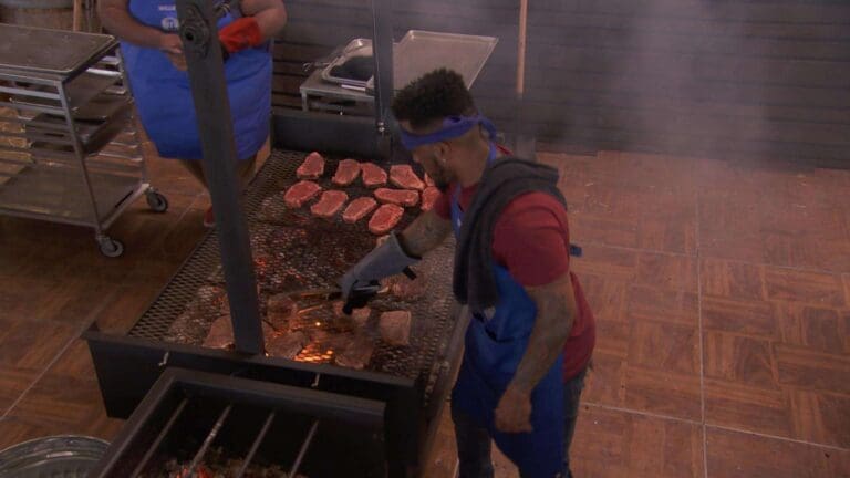 Christian-Master-Chef-Season-12-Grilling-New-York-Steak-on-Argentine-Style-BBQ-Grills